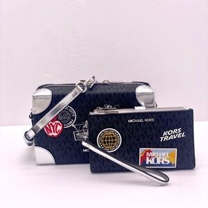 Michael Kors Jeanie Small EW Trunk
Crossbody and Wallet Set